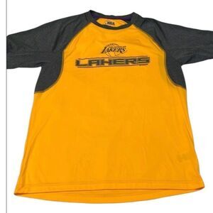NBA size M men’s short sleeve yellow and grey LA Lakers T-shirt EUC